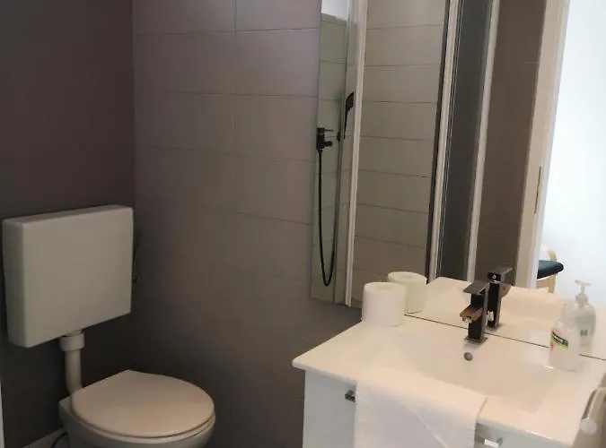 Kremenic Διαμέρισμα Cres