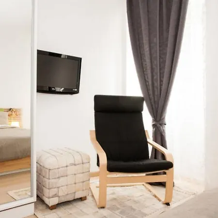 Apartment Kremenic *